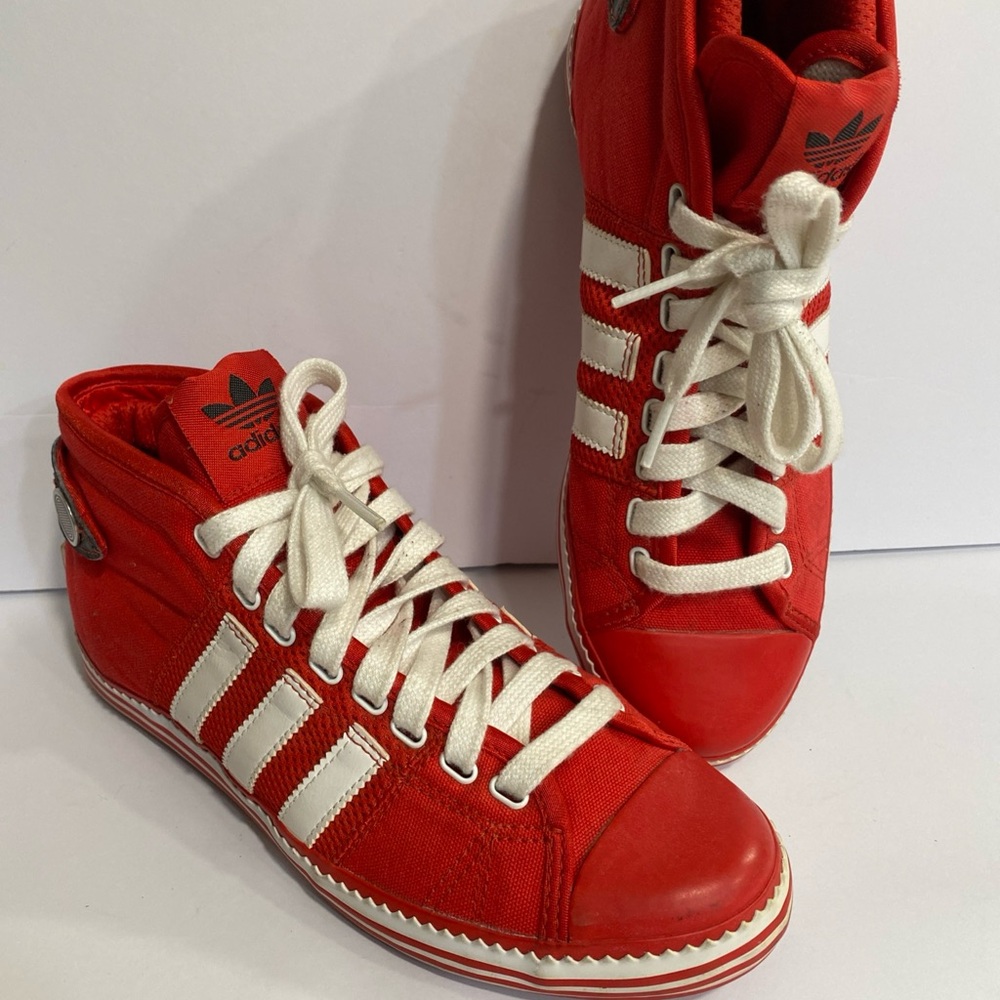 ADIDAS Red High Top Vanity Vulc Mid Rare ladies size 8.5
